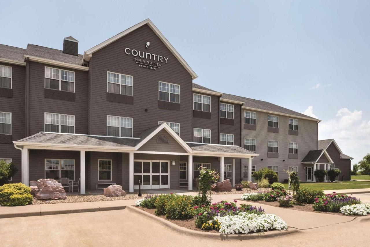 Country Inn & Suites By Radisson, Pella, Ia Dış mekan fotoğraf