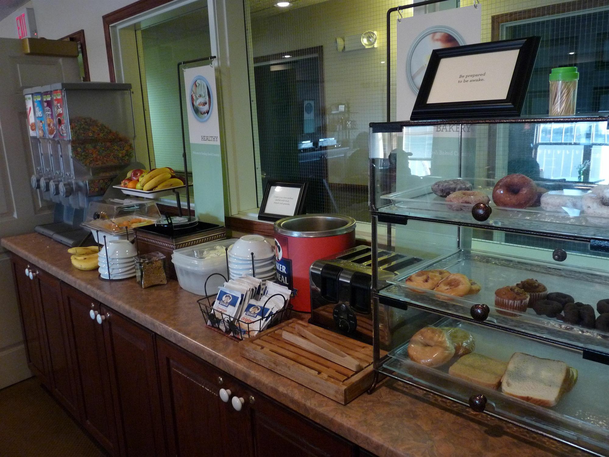 Country Inn & Suites By Radisson, Pella, Ia Dış mekan fotoğraf